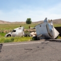 5 causes of semitruck crashes